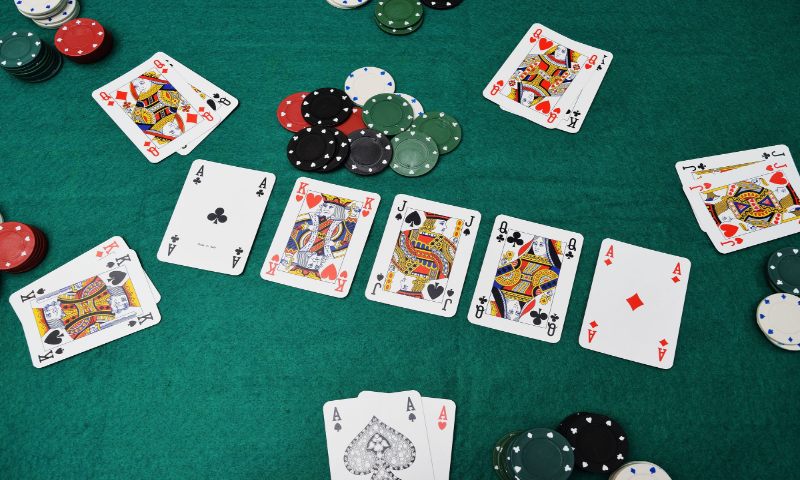 cach choi poker v9bet Kết thúc game chơi Poker cơ bản