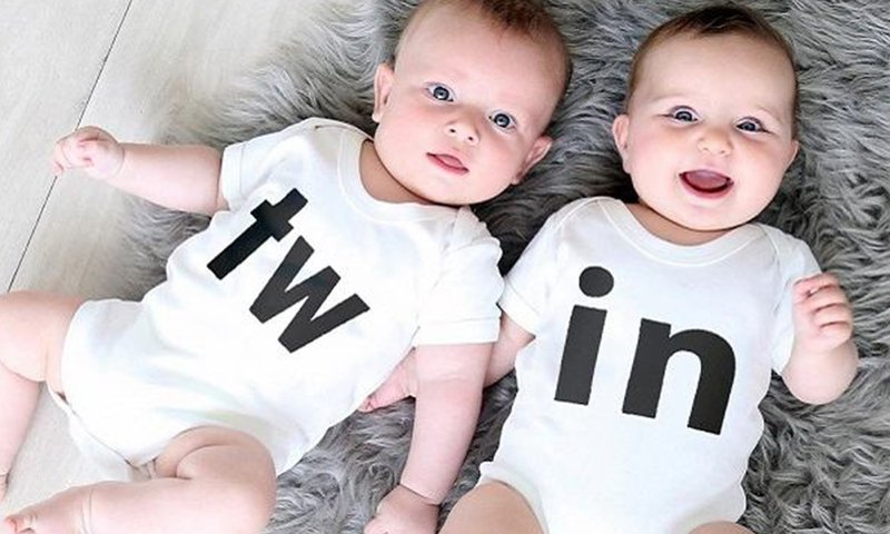 mo thay em be 1 Mơ thấy trẻ em tượng trưng cho sự tinh khiết và hạnh phúc